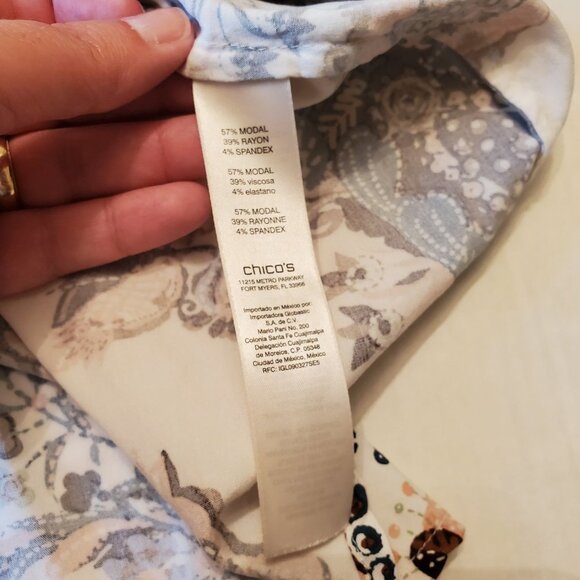 Chico’s Silky Soft Botanical Boho Festival Lace-Up Tunic Size 1 Modal Blend - Picture 11 of 16